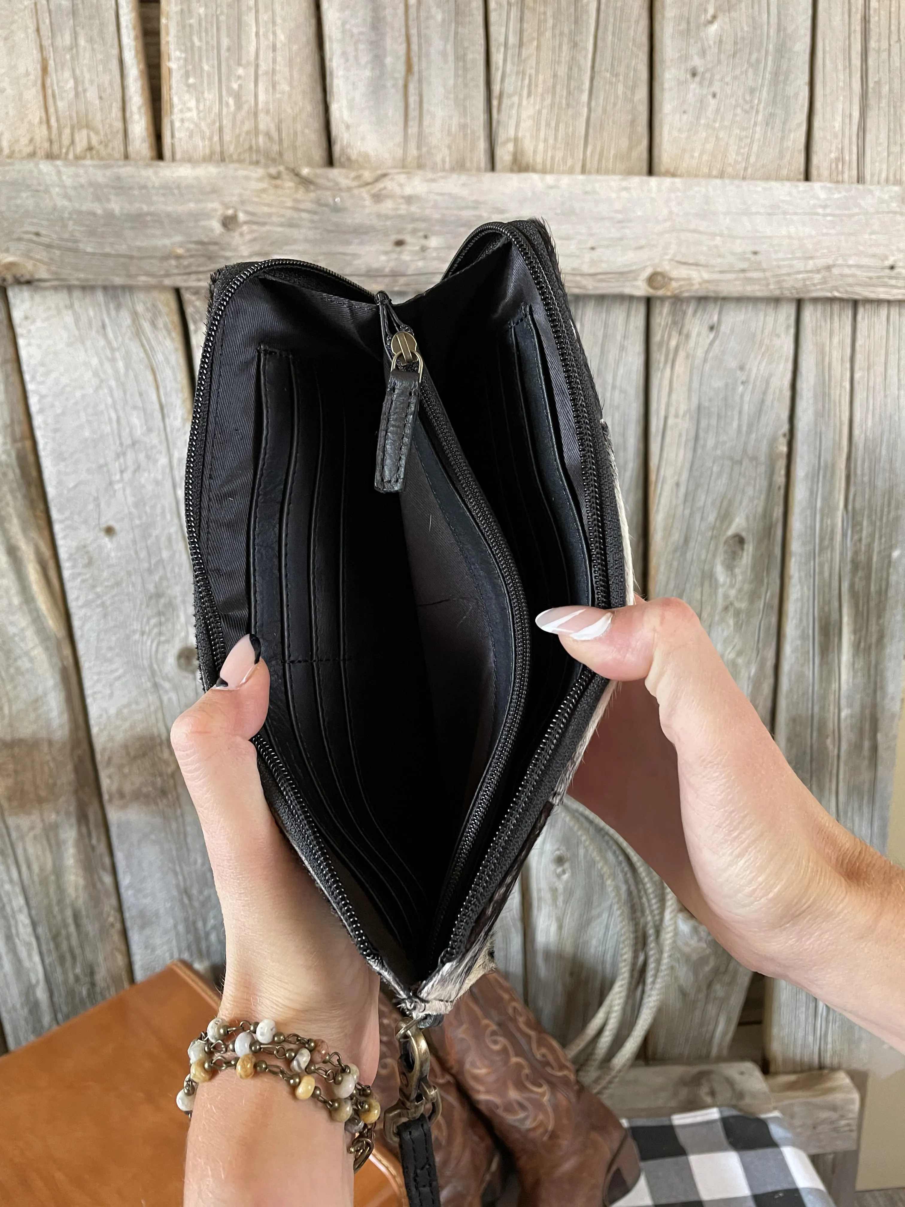 Achromatic Wallet