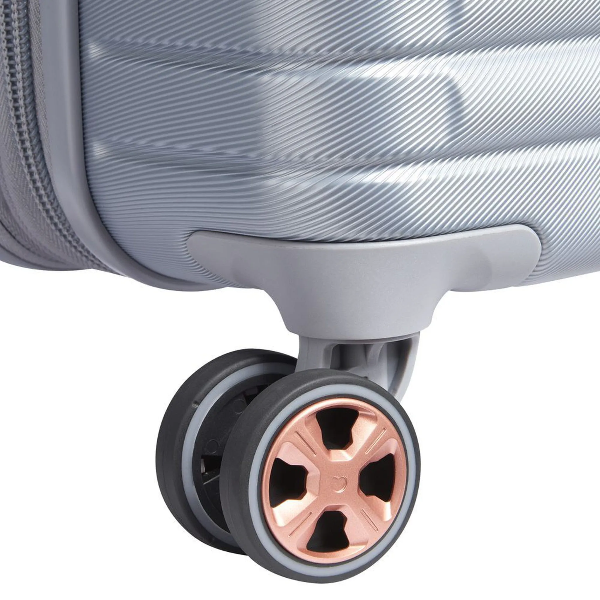 Delsey Cruise 3.0 Expandable Spinner Carry-On
