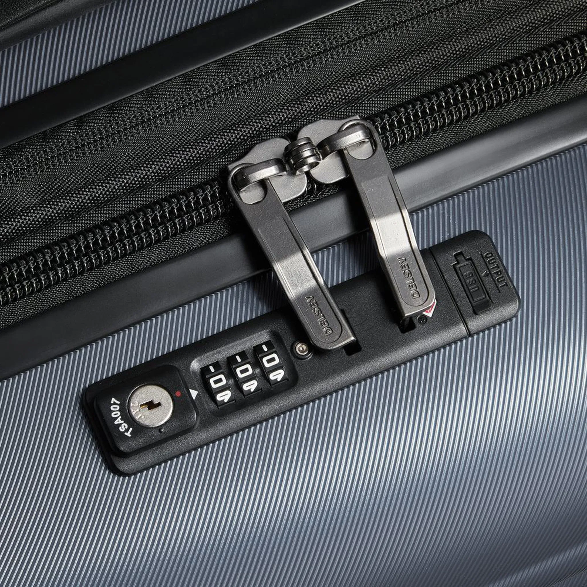 Delsey Cruise 3.0 Expandable Spinner Carry-On
