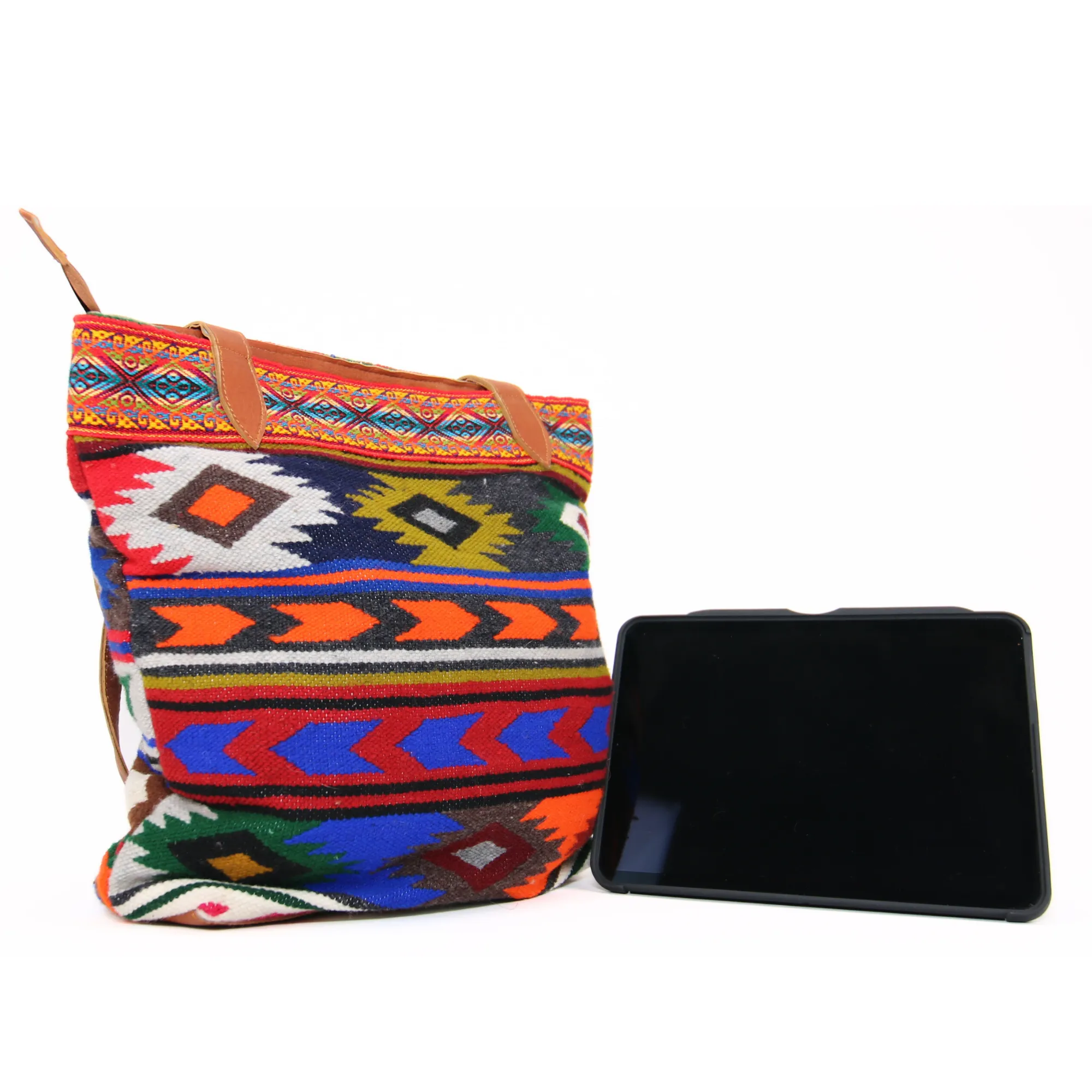 Handbag Andean Design w/ Brown Leather Geometric Pattern