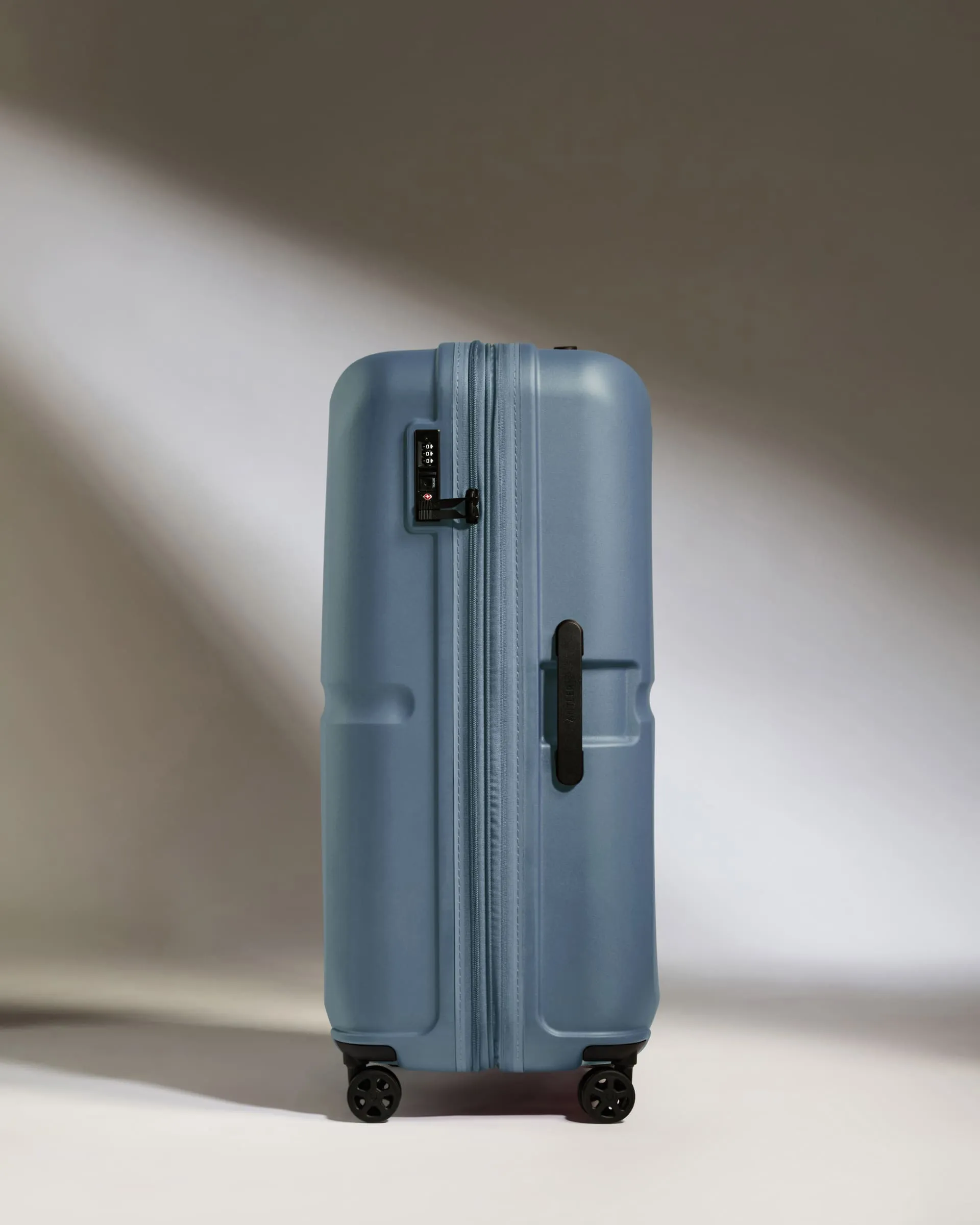 Large Luggage in Cove Blue - Single Stripe