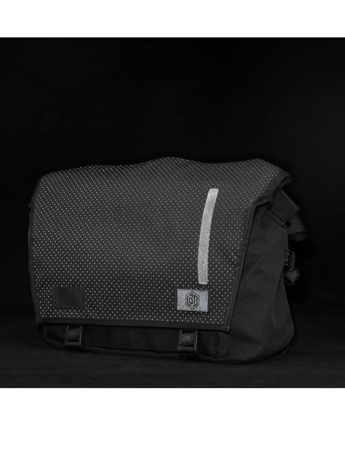Life Behind Bars The Echelon M Eclipse 32L Messenger Bag Black Reflective