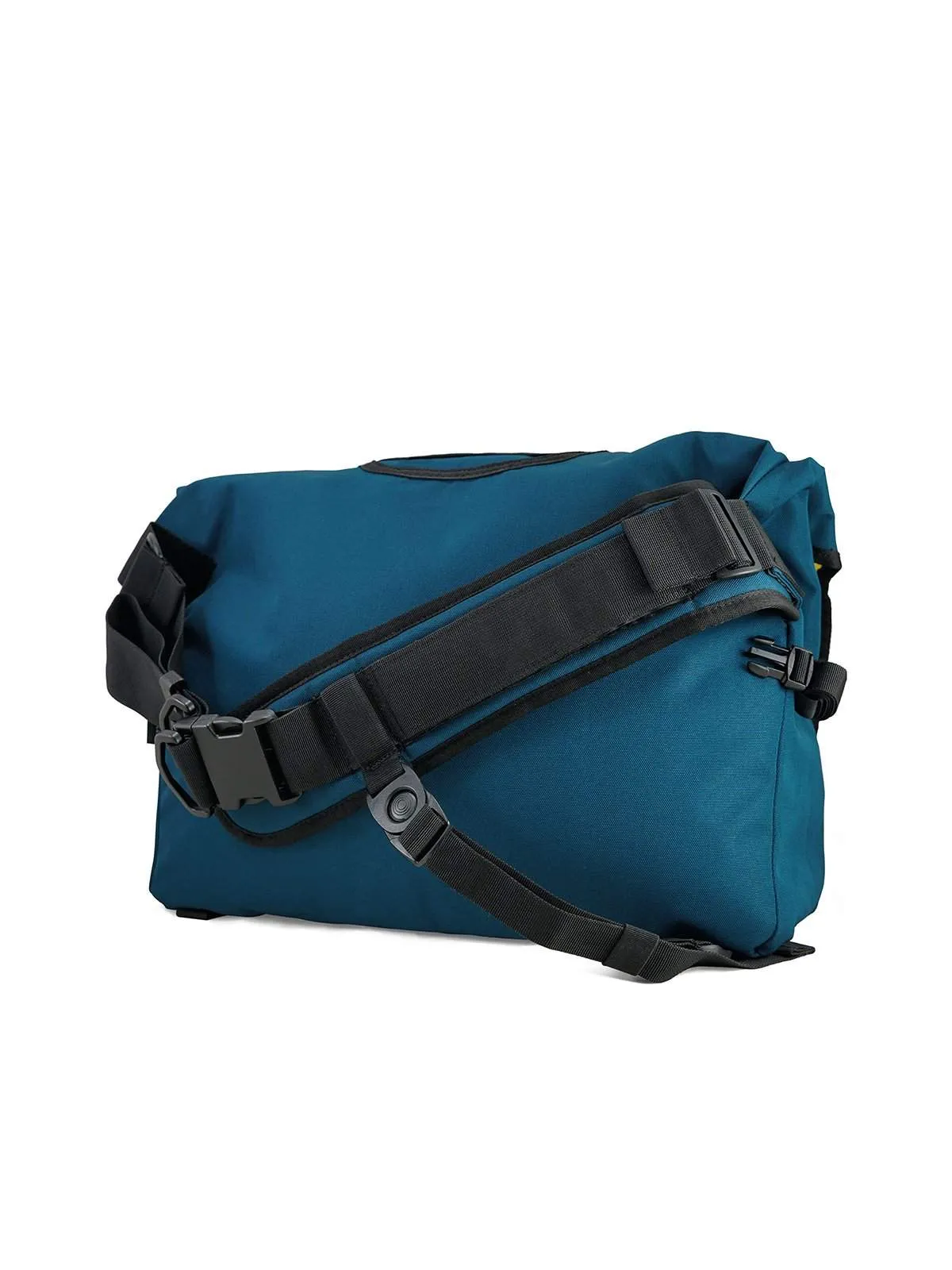 Life Behind Bars The Echelon S 22L Messenger Legion Blue