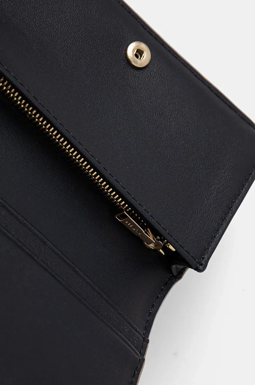 Luxe Leather Med Flap