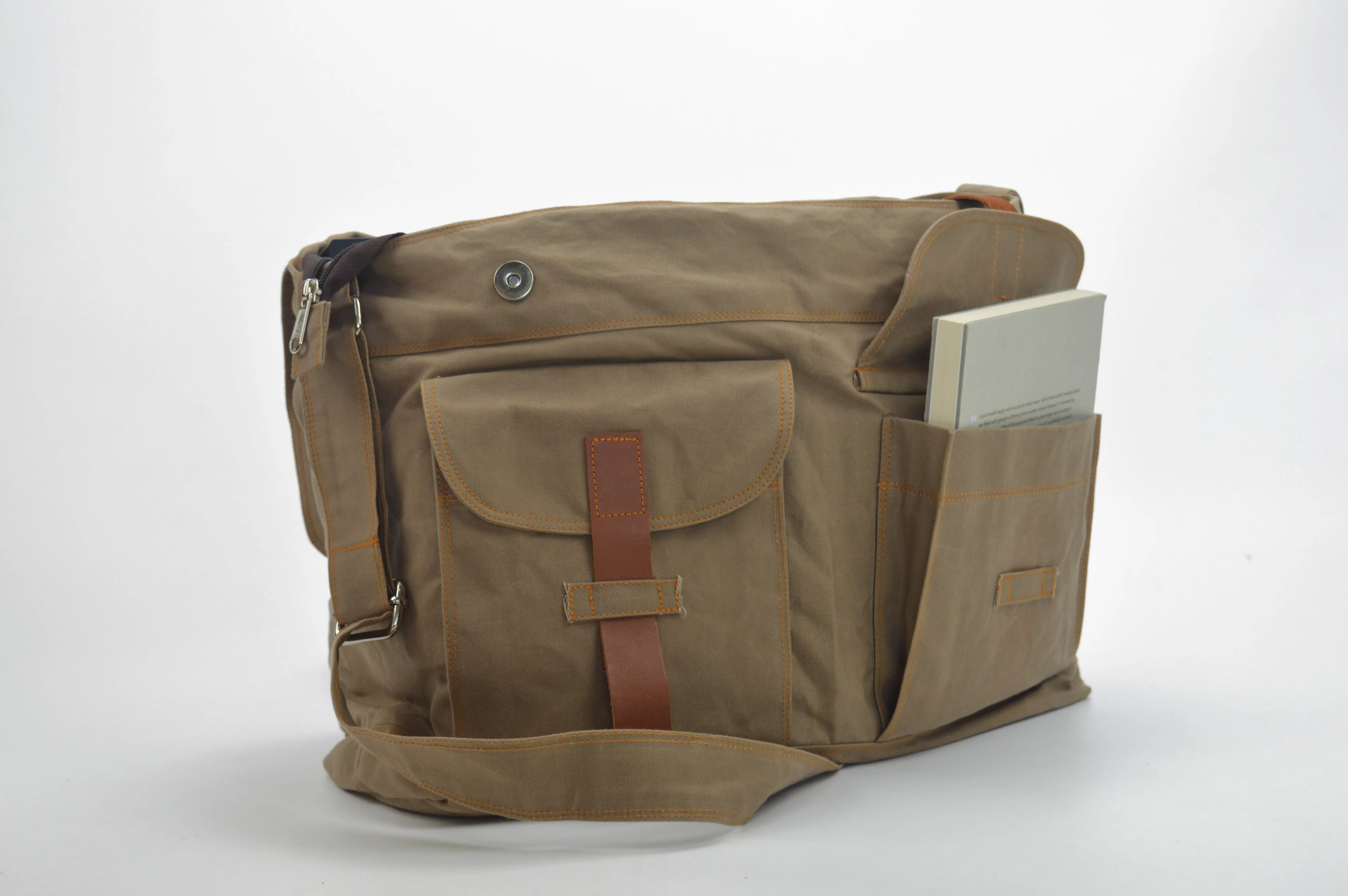 Mackenzie 104 Khaki | Messenger Bag