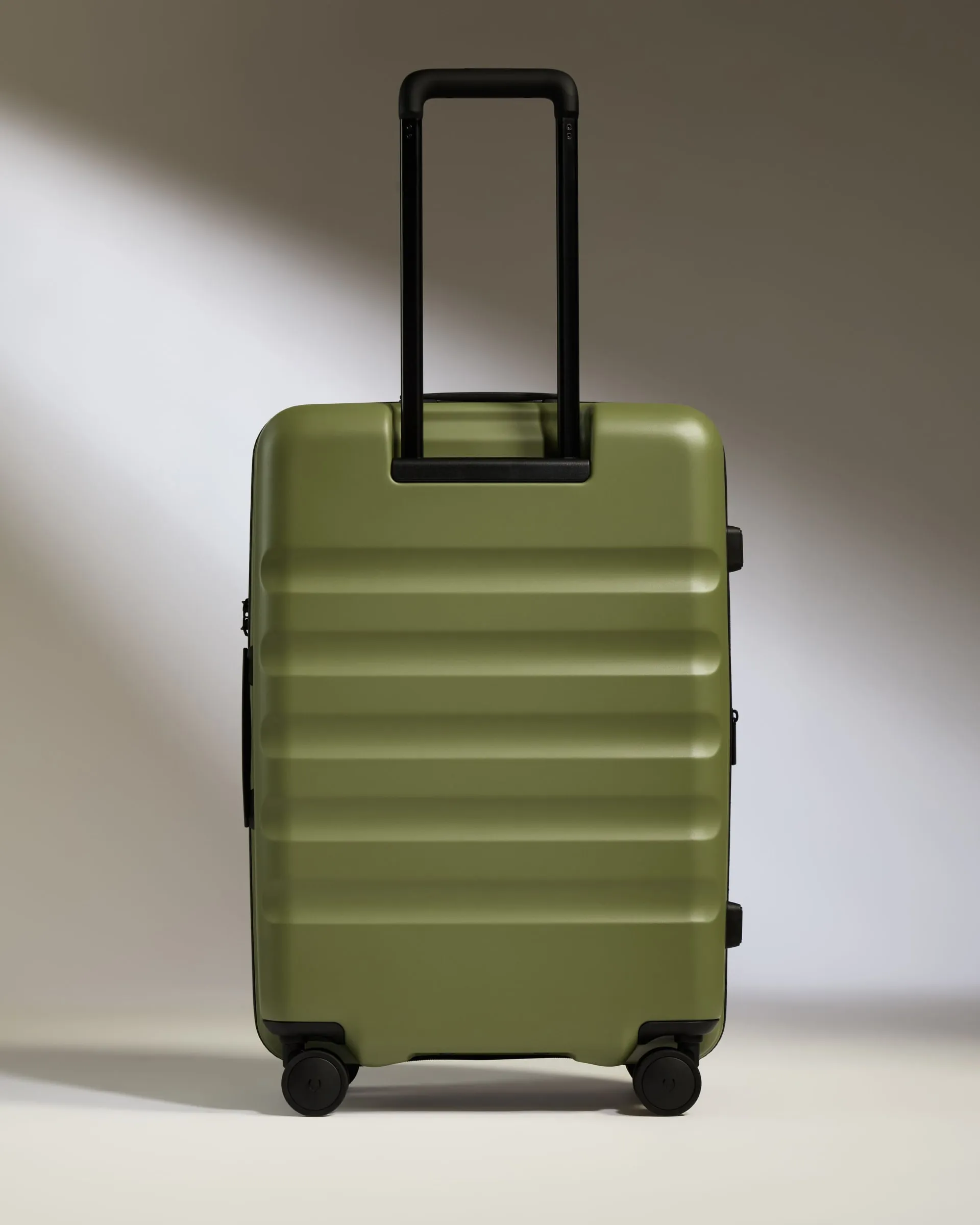 Medium Luggage in Fern Green - Icon Stripe
