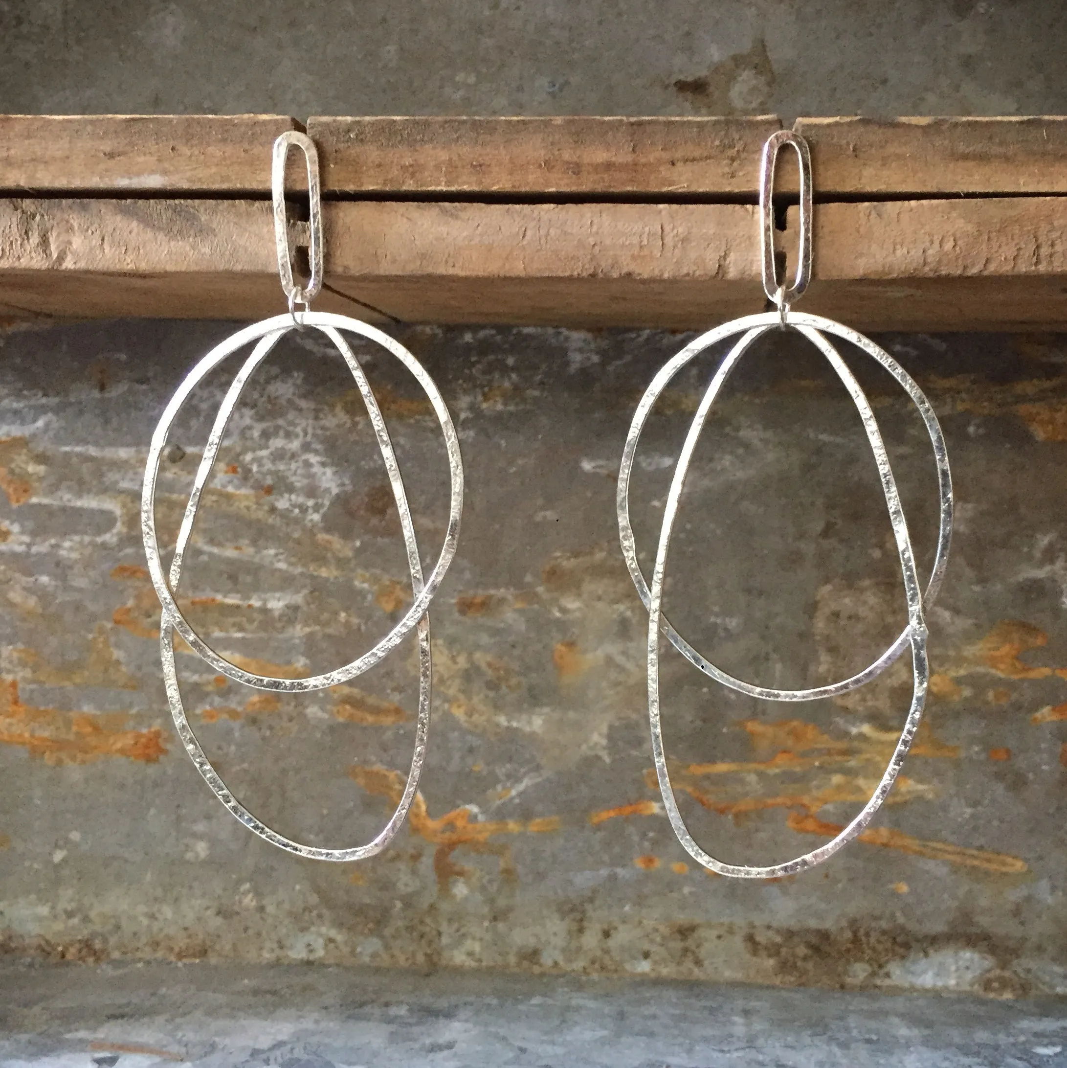 Movement dangle drops
