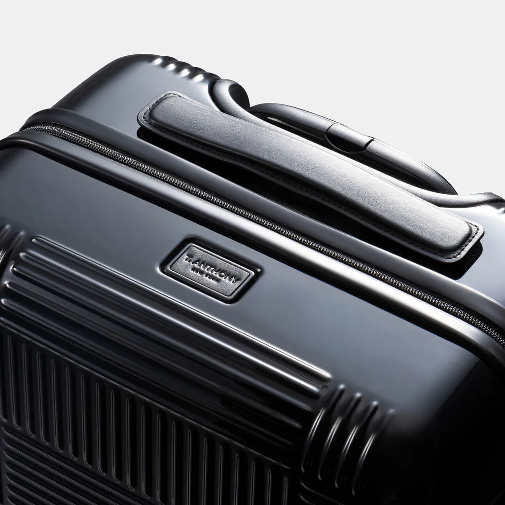 POLYCARBONATE CARRY ON SPINNER