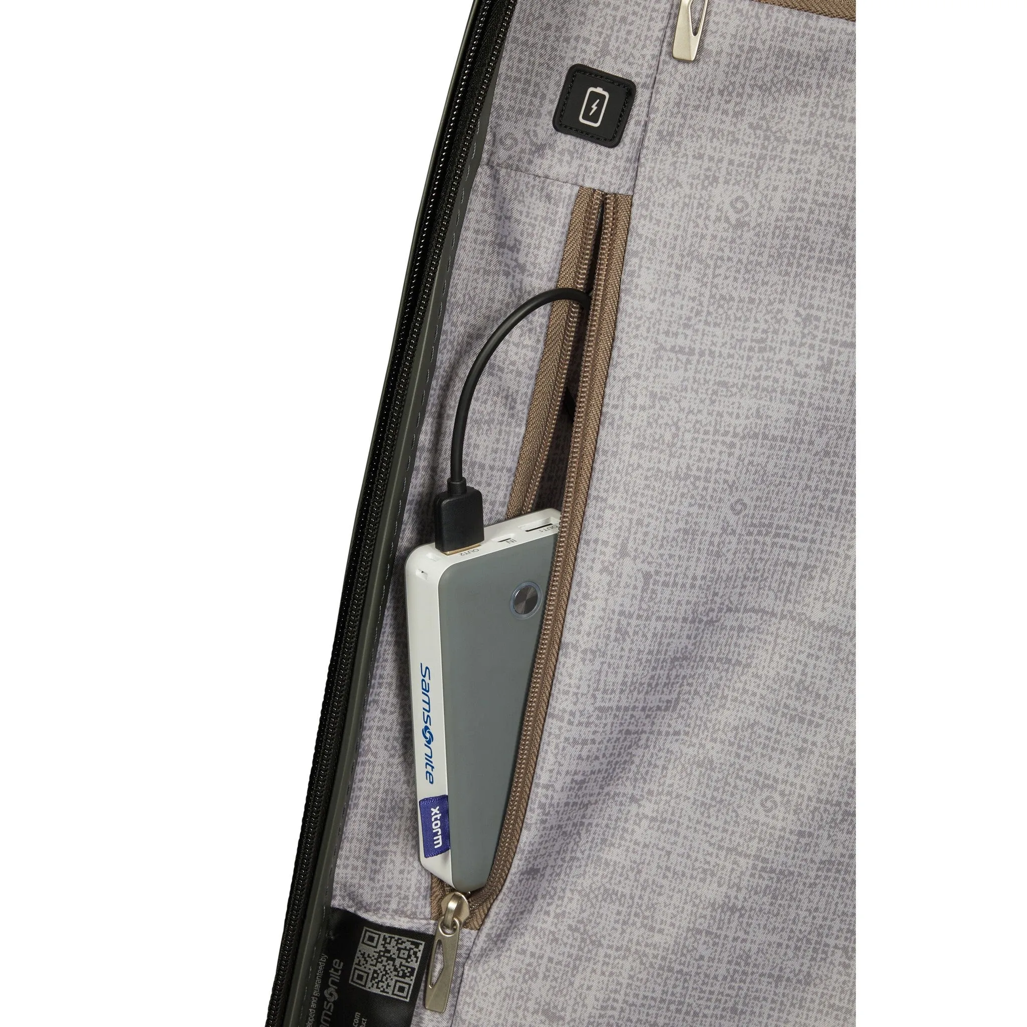 Samsonite C-Lite Carry-On Spinner