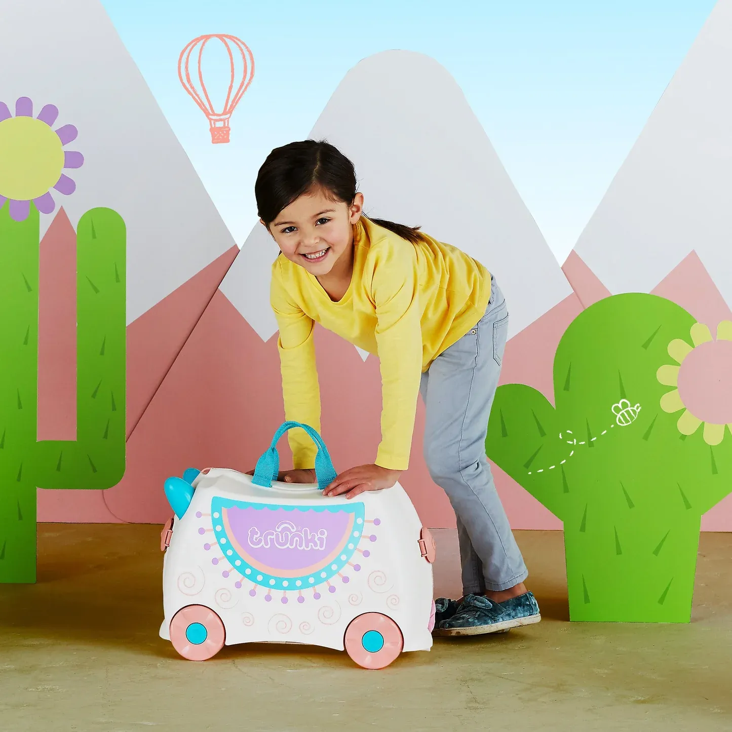Trunki Ride On Luggage Lola the Lama