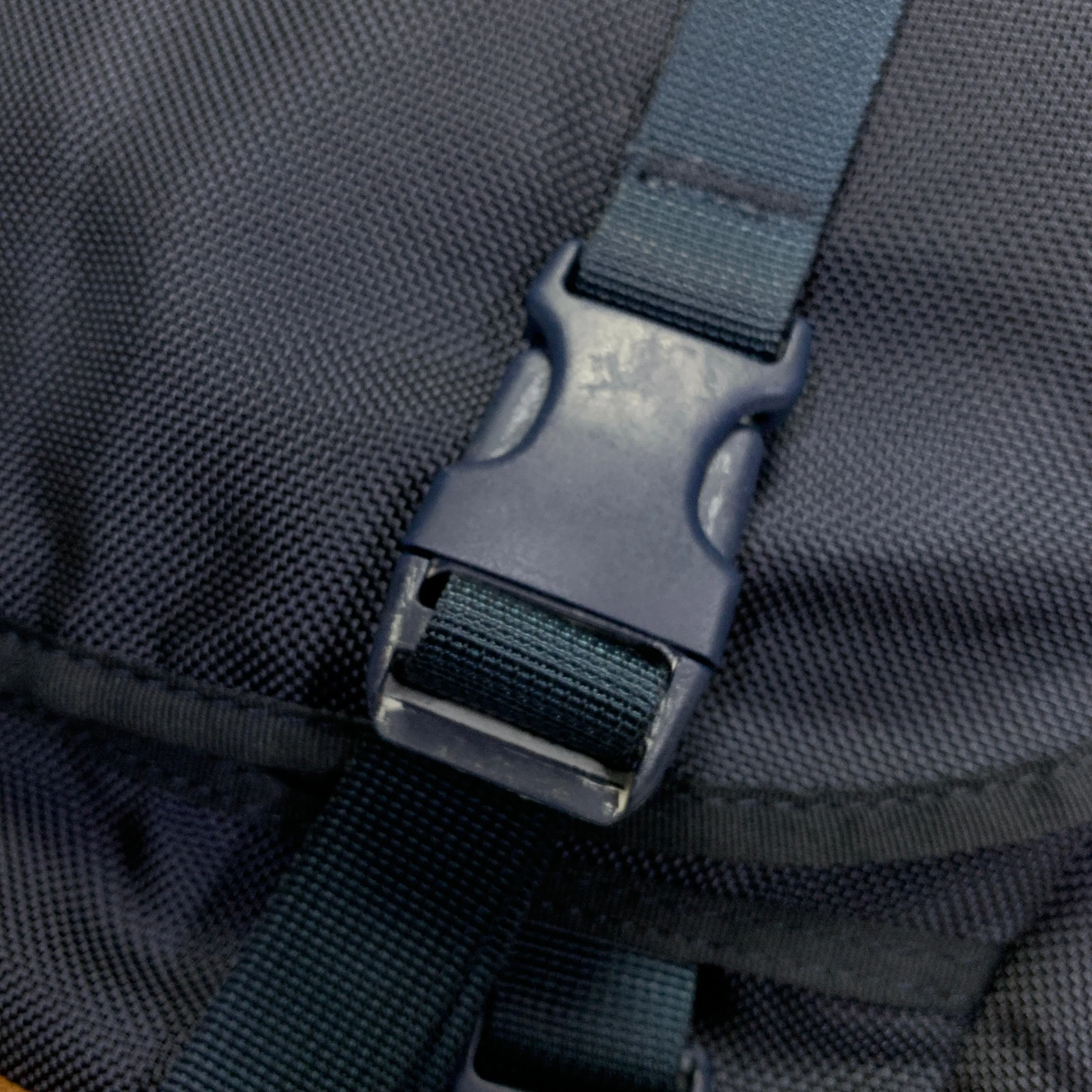 Visvim 18L E-Cat Ballistic Nylon Leather Messenger Bag Navy